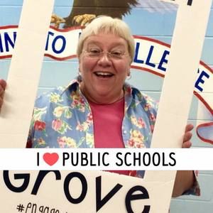 Meet your Posher, Debbie